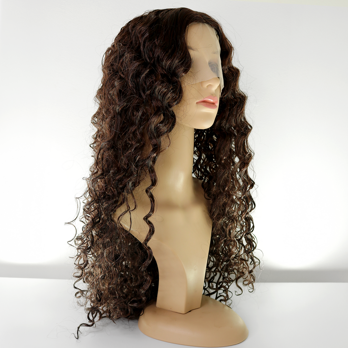 Perruque Bouclée Brun Chocolat 28" - Fibre Résistante et Lace HD 4x4