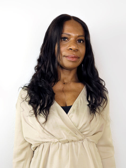 Perruque Brésilienne Ondulée avec Lace Frontale HD Pré-Épilée - Alicia