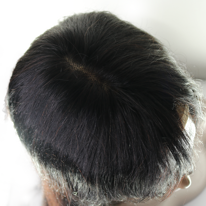 Perruque à Frange Noir Naturel – Cheveux Brésiliens Légèrement Ondulés 250%